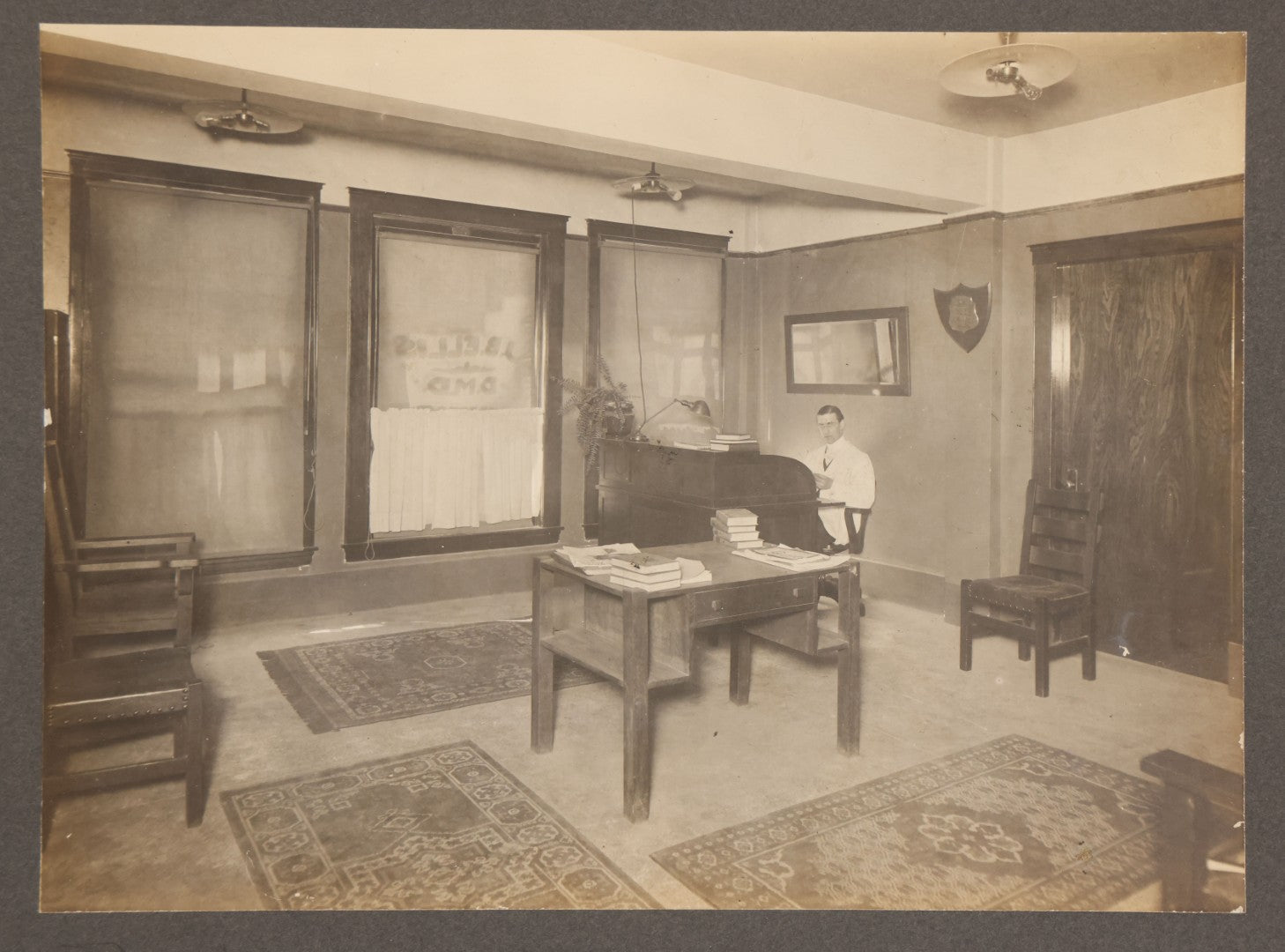 Lot 079 - Antique Boarded Occupational Photograph Of Reception Room Of The Office Of Dr. J.B. Ellis, D.M.D. (Doctor Of Medicine In Dentistry), Everett, Massachusetts, April 15, 1914
