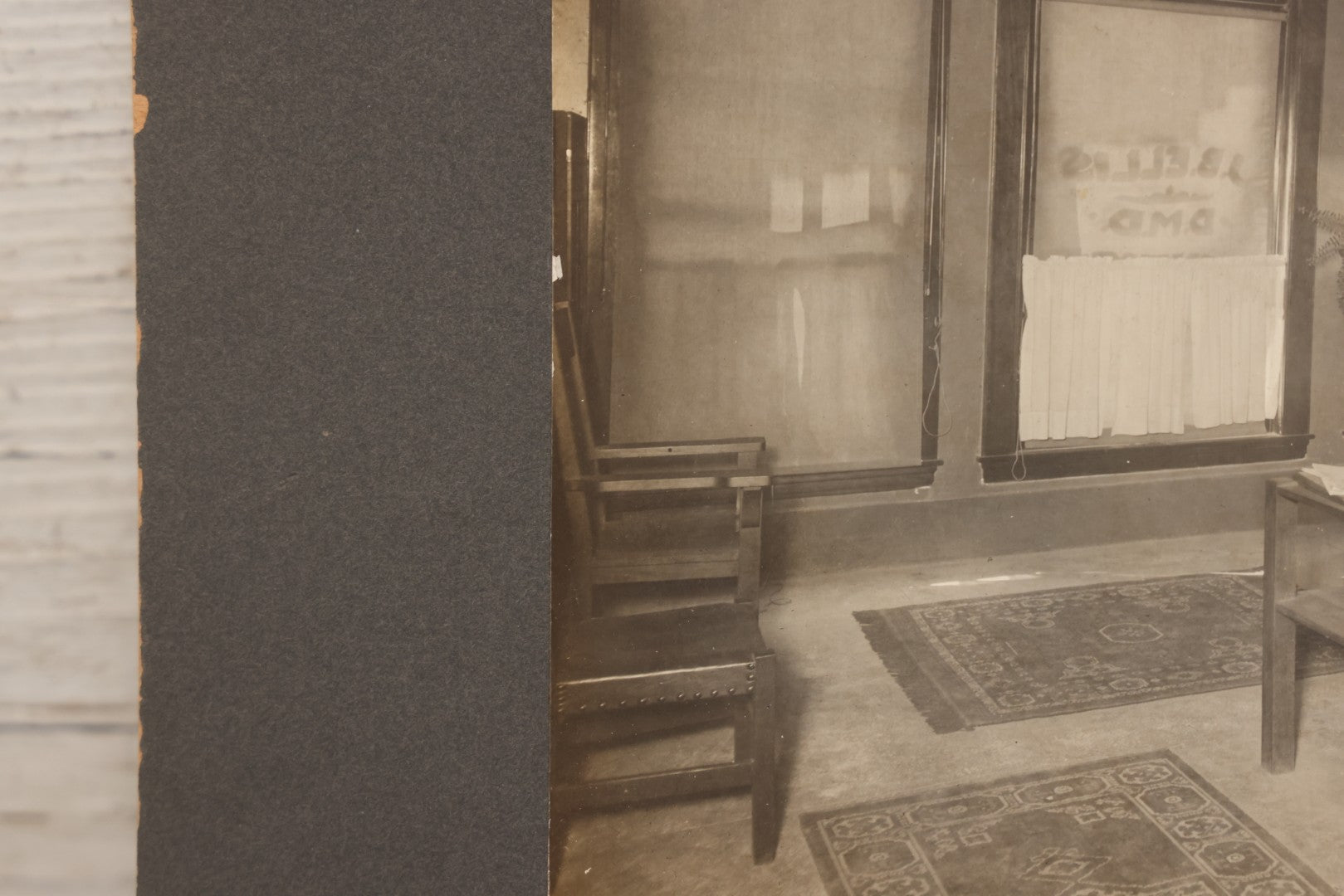 Lot 079 - Antique Boarded Occupational Photograph Of Reception Room Of The Office Of Dr. J.B. Ellis, D.M.D. (Doctor Of Medicine In Dentistry), Everett, Massachusetts, April 15, 1914
