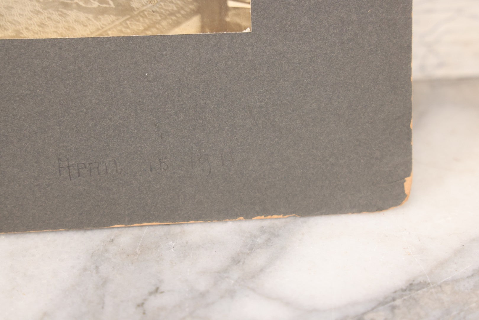 Lot 079 - Antique Boarded Occupational Photograph Of Reception Room Of The Office Of Dr. J.B. Ellis, D.M.D. (Doctor Of Medicine In Dentistry), Everett, Massachusetts, April 15, 1914