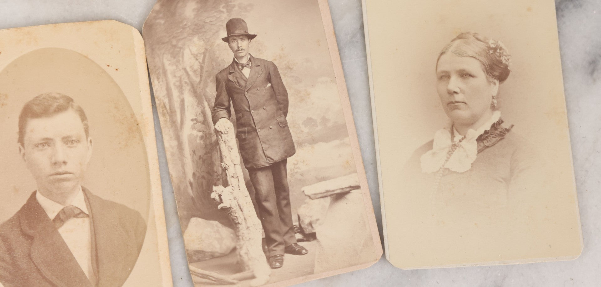 Lot 134 - Grouping Of 19 Antique Carte De Visite C.D.V. Photographs Including Pretty Woman With Long Blond Hair, Man With Mutton Chops, Little Girl Seated On Table, Incredulous Baby, Woman With Ruffled Collar, Man With Preposterous Mustache, And More