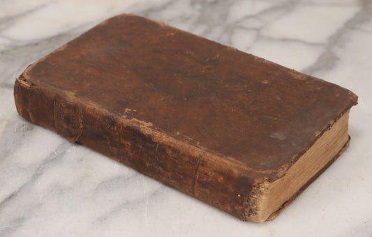 Lot 141 - "The Columbia Orator: Containing A Variety Of Original And Selected Pieces [...] To Improve Youth And Others In The [...] Art Of Elequence" Early Antique Book By Caleb Bingham, 15th Edition, Printed By Manning & Loring, Boston, April 1812