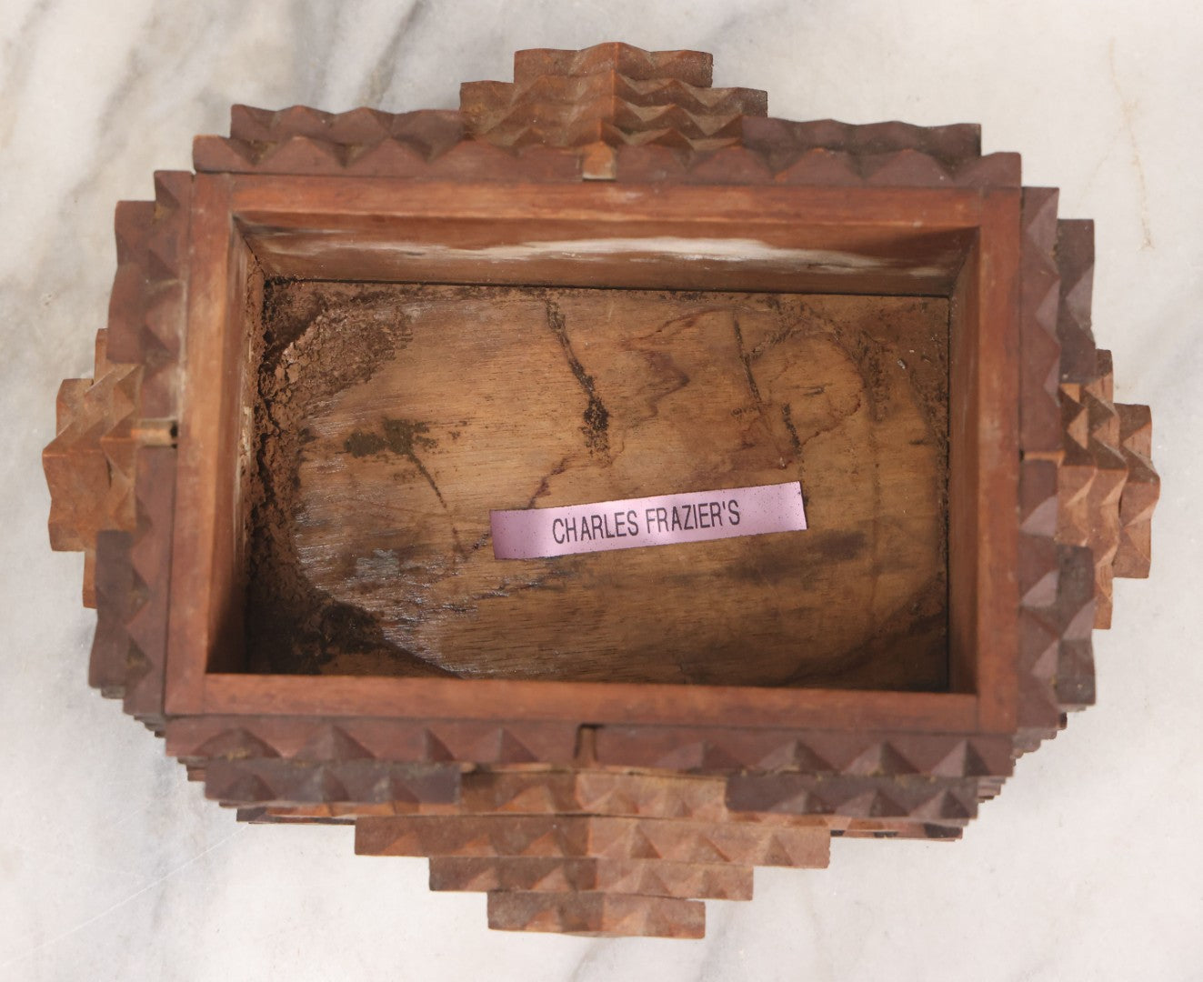 Lot 005 - Vintage Hand Carved Folk Art Tramp Art Wooden Storage Box With Lid And Feet