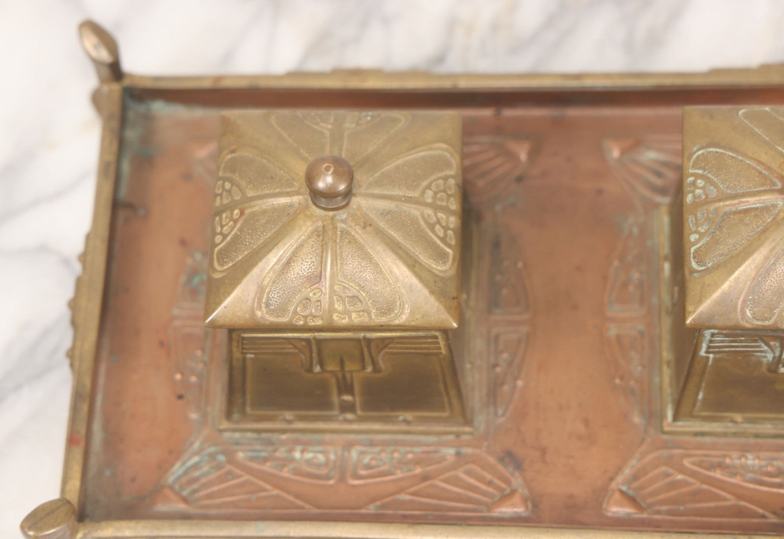 Lot 016 - Antique Arts And Crafts Art Deco Brass And Copper Double Inkwell With Hinged Lids, One Glass Insert, And Natural Patina 