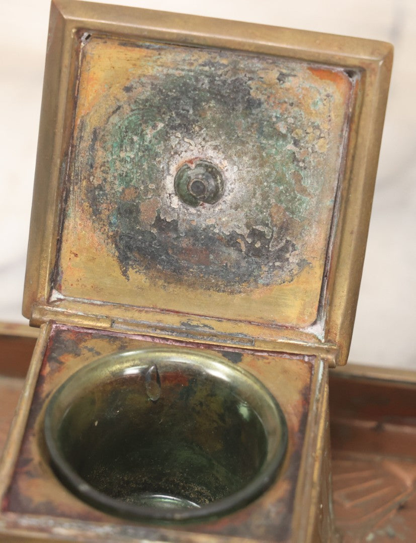 Lot 016 - Antique Arts And Crafts Art Deco Brass And Copper Double Inkwell With Hinged Lids, One Glass Insert, And Natural Patina 