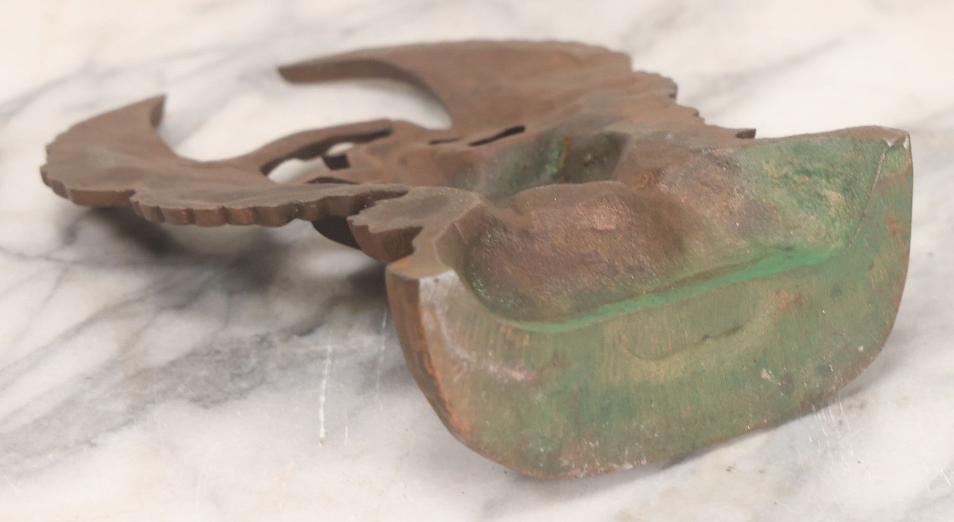 Lot 023 - Pair Of Vintage Bronzed Cast Iron Bookends With Patriotic Eagle Clutching Olive Branch And Arrows, With Shield And "E. Pluribus Unum" Banner