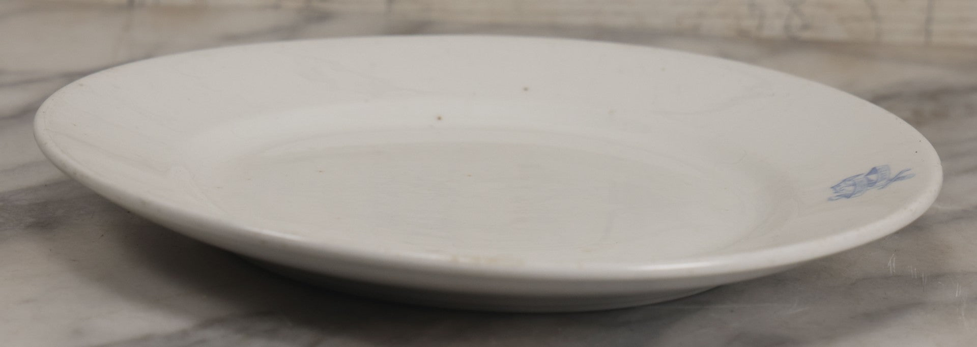 Lot 026 - Antique Porcelein Dinner Plate From U.S. Naval Hospital With Anchor Motif And Insignia, Manufactured By Maddock's American China, 9-1/2" Diameter