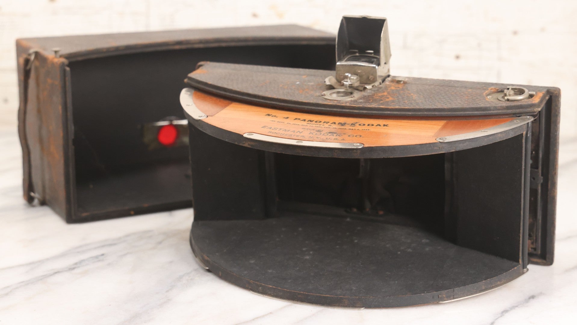 Lot 043 - Antique No. 4 Panoram-Kodak Model B Panoramic Film Camera, Manufactured By Eastman Kodak Co., Rochester, New York, Note Tear In Soft Leather Bellows, For Display Or Restoration, Circa 1902