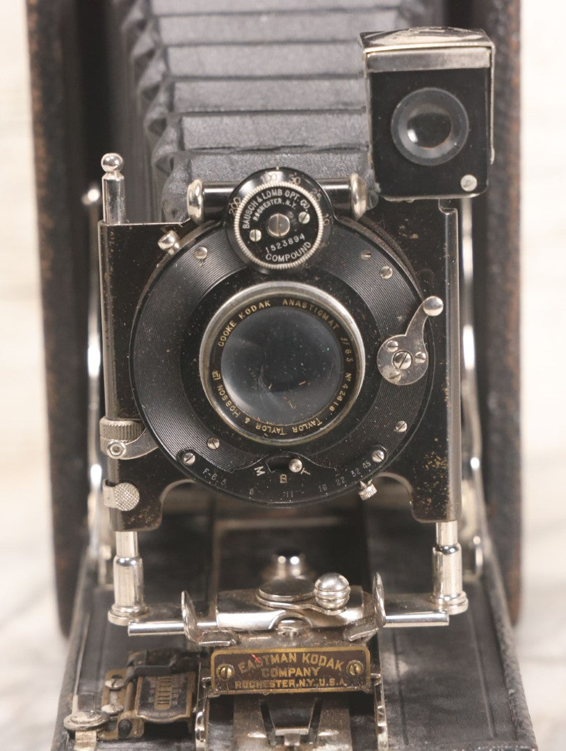 Lot 044 - Antique No. 3-A Folding Pocket Kodak Model C Camera Manufactured By Eastman Kodak Co., Rochester, New York, With Cooke Lens Manufactured By Taylor Taylor & Hobson, Limited, Last Patent Date October 19, 1909, Note Camera Has Musty Smell