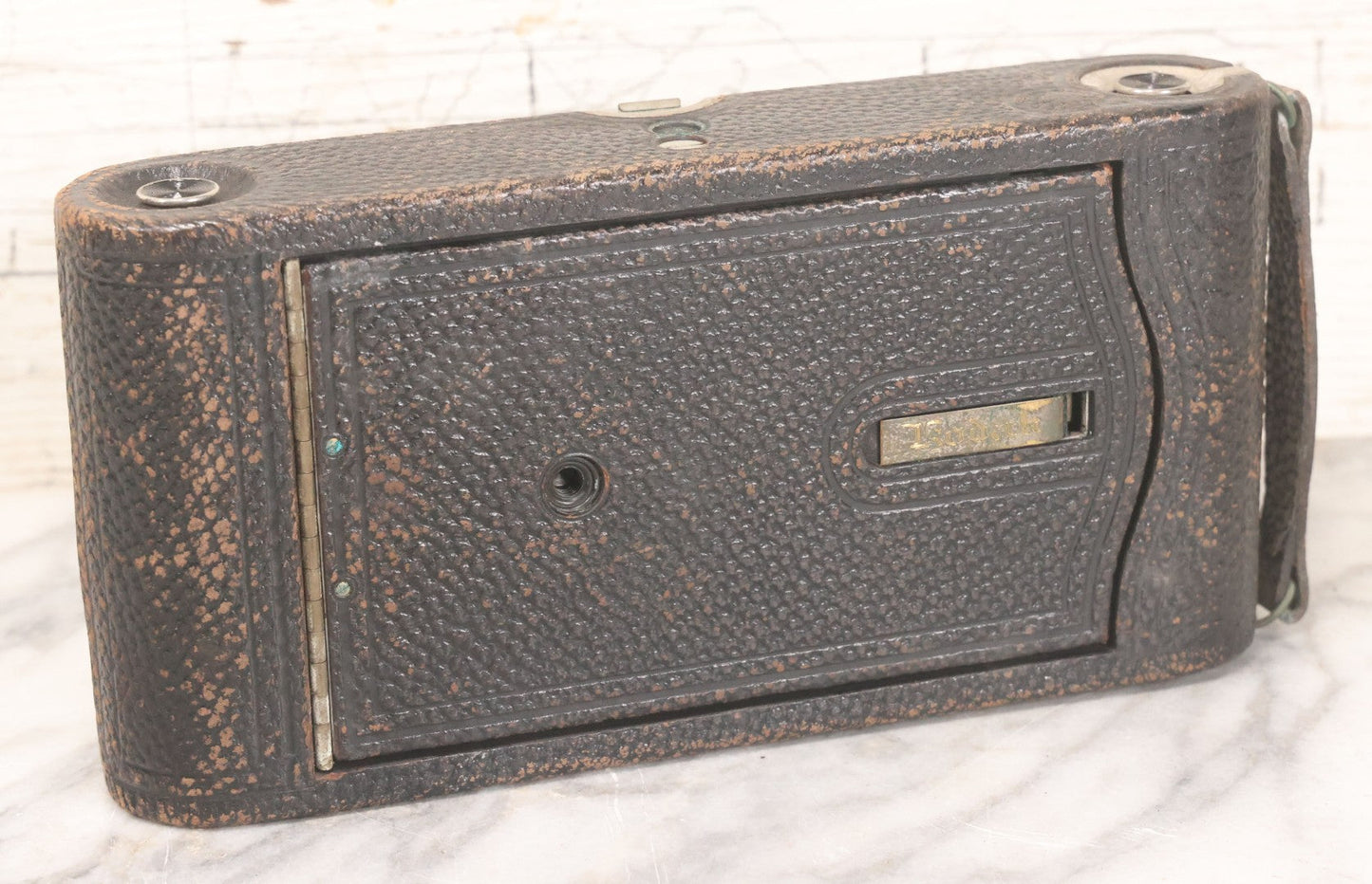 Lot 044 - Antique No. 3-A Folding Pocket Kodak Model C Camera Manufactured By Eastman Kodak Co., Rochester, New York, With Cooke Lens Manufactured By Taylor Taylor & Hobson, Limited, Last Patent Date October 19, 1909, Note Camera Has Musty Smell