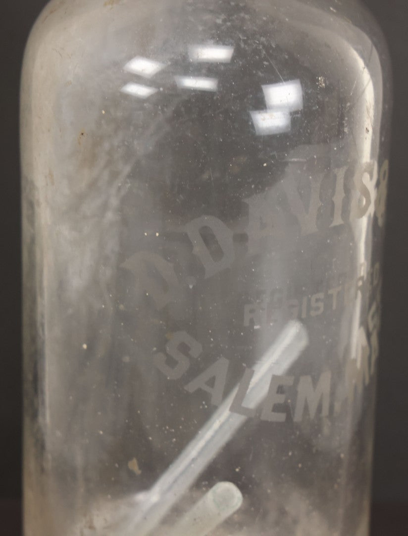 Lot 011 - Antique D. Davis & Co., Salem, Massachusetts, Glass Seltzer Soda Bottle With Matching Stamped Siphon Head