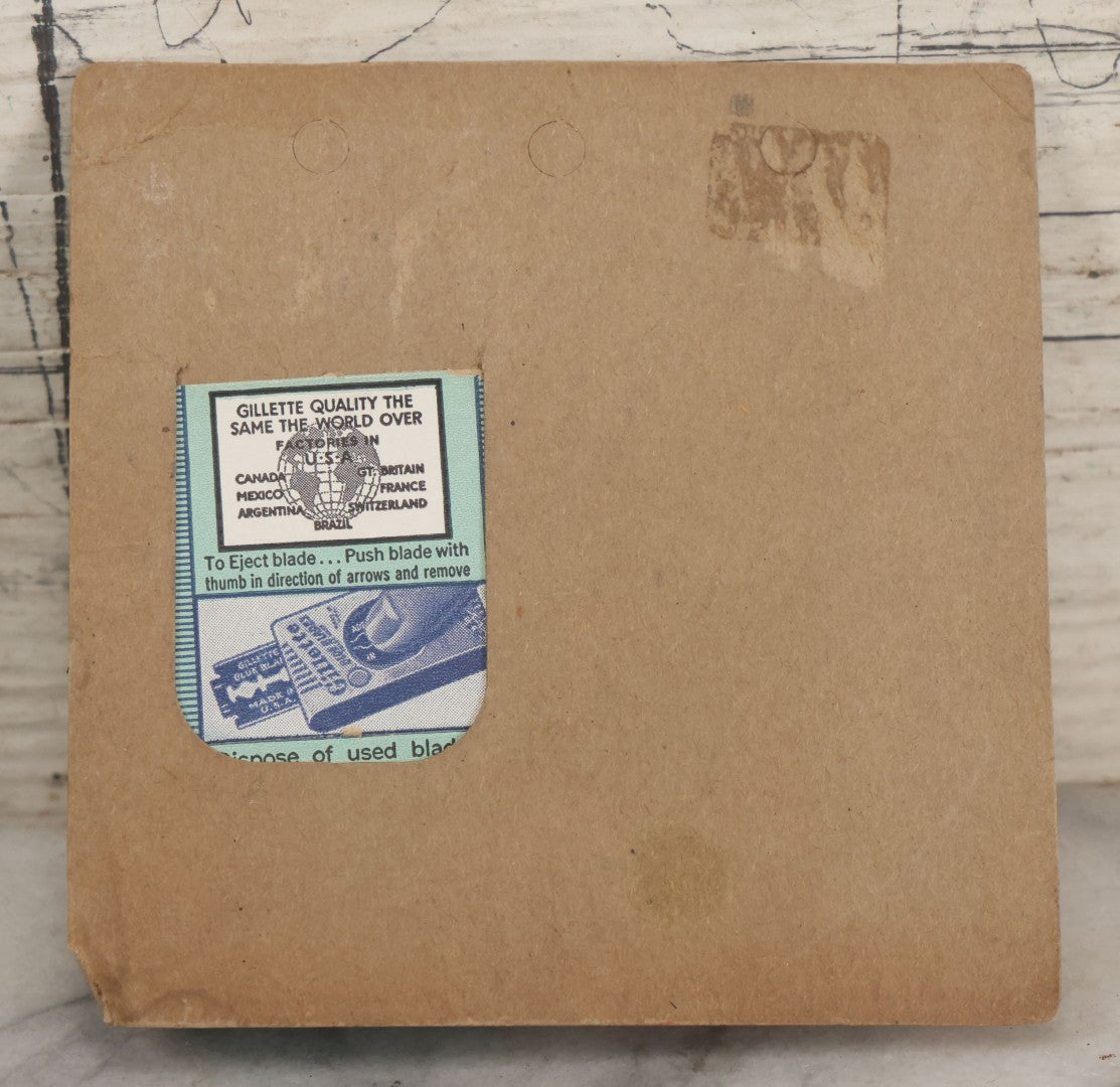 Lot 021 - Vintage Box Of Twenty Gillette Blue Blades Shaving Edges In Dispenser Sealed In Original Box With Advertising Card, Manufactured By Gillette Safety Razor Co., A Division Of The Gillette Company, Boston, Massachusetts