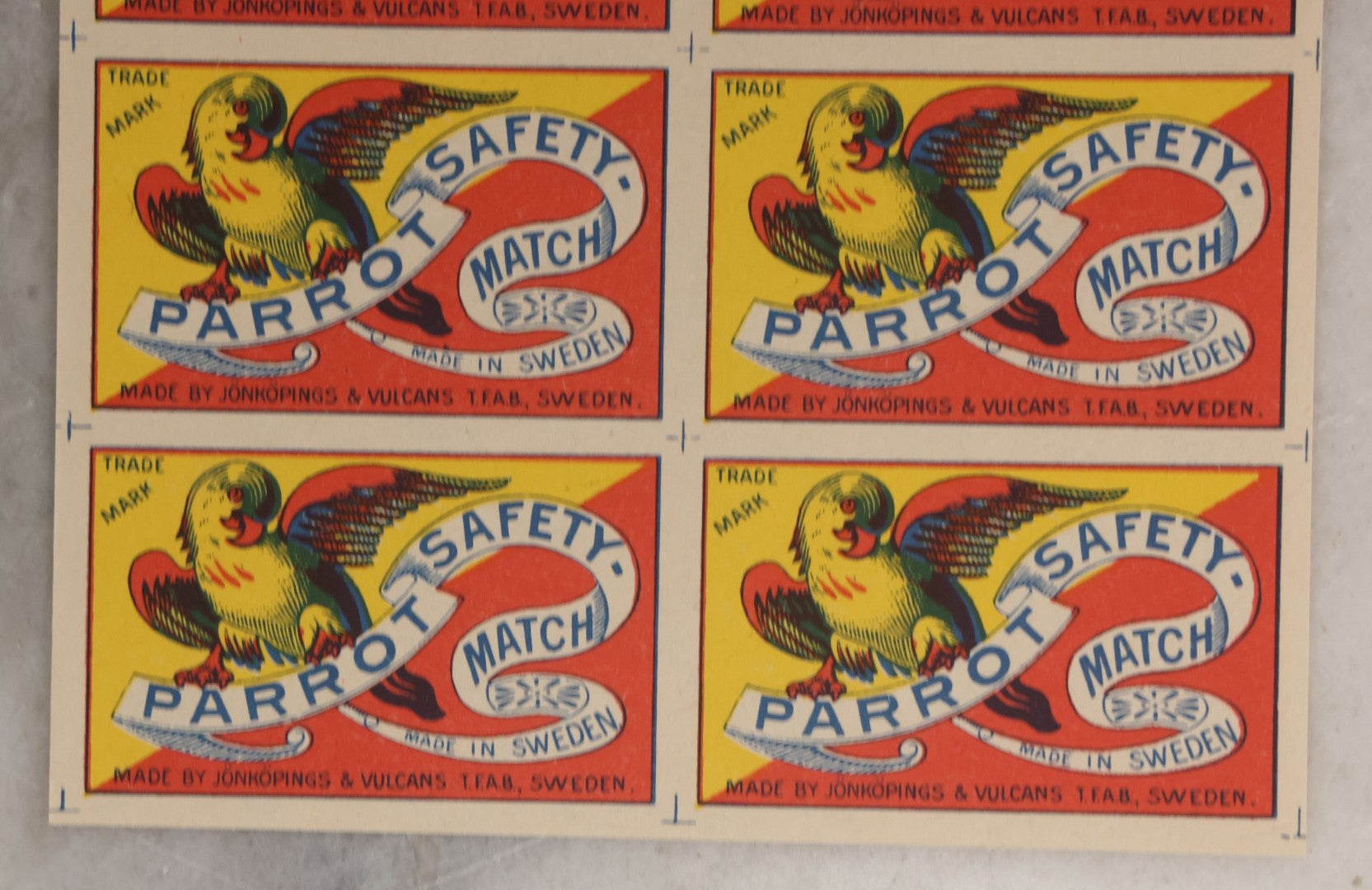 Lot 027 - Vintage Uncut Sheet Of Ten Lithographed Parrott Safety-Match Matchbox Labels, Made In Sweden, By Jönköpings & Vulcans
