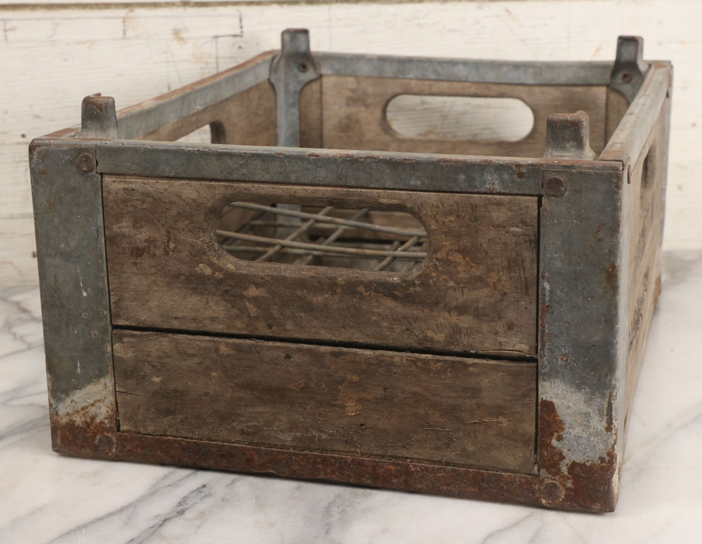 Lot 029 - Vintage Fitchett Bros. Wood And Metal Milk Bottle Carrying Crate With Metal Dividers, Poughkeepsie, New York