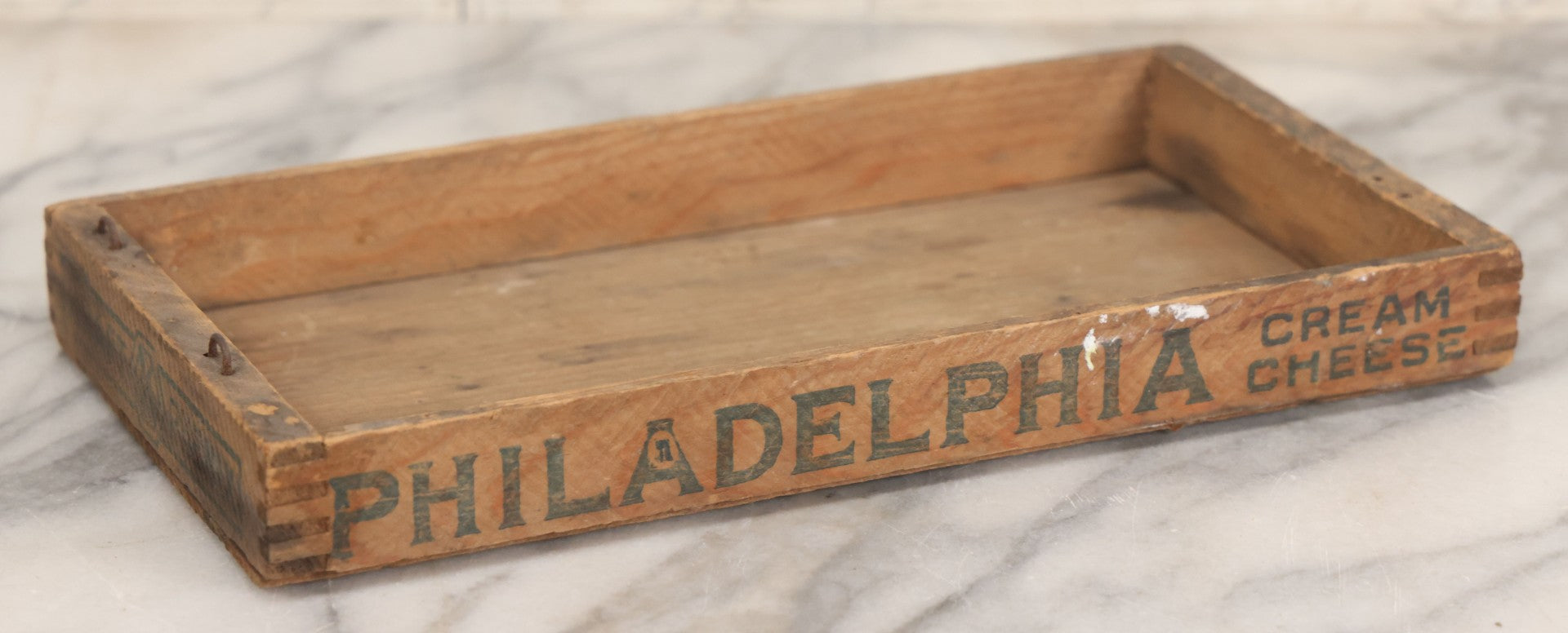 Lot 030 - Vintage Philadelphia Cream Cheese Shallow Finger Jointed Advertising Box, Kraft-Phenix Cheese Company