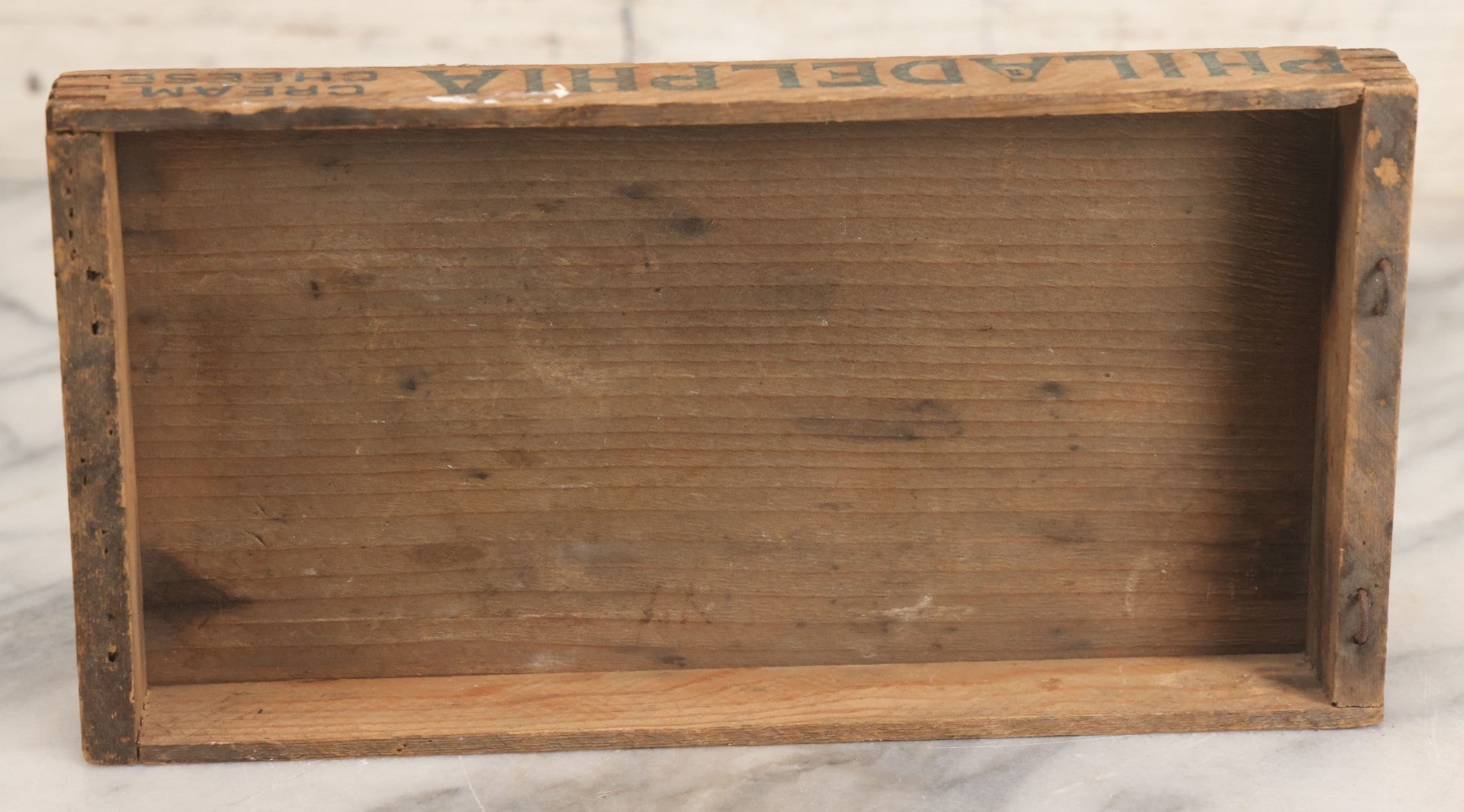 Lot 030 - Vintage Philadelphia Cream Cheese Shallow Finger Jointed Advertising Box, Kraft-Phenix Cheese Company