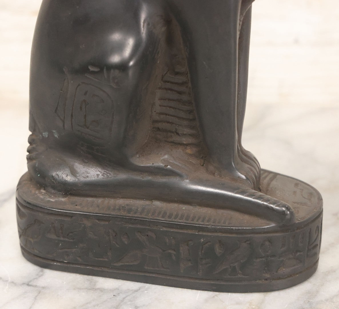 Lot 065 - Pair Of Vintage Egyptian Revival Bastet Cat Goddess Carved Composite Stone Figurine Statues, Including Full Body And Single Head