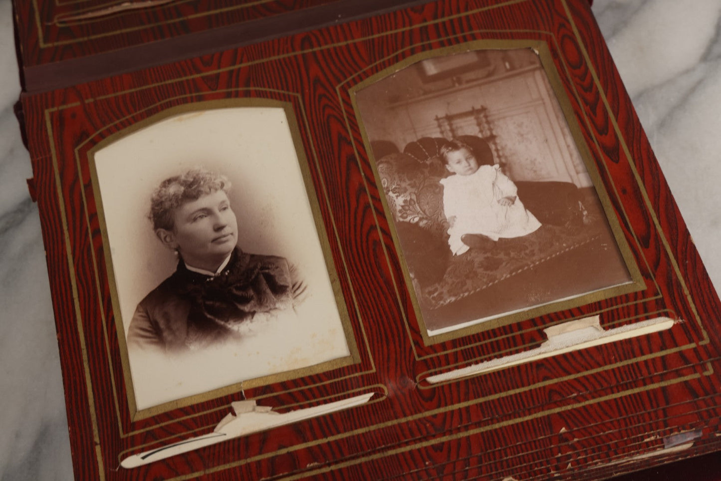 Lot 071 - Antique Victorian Family Photo Album With Replaced Red Velvet Cover With Family Portrait Cameo Containing 41 Cabinet Card Photographs Of Men Women And Children