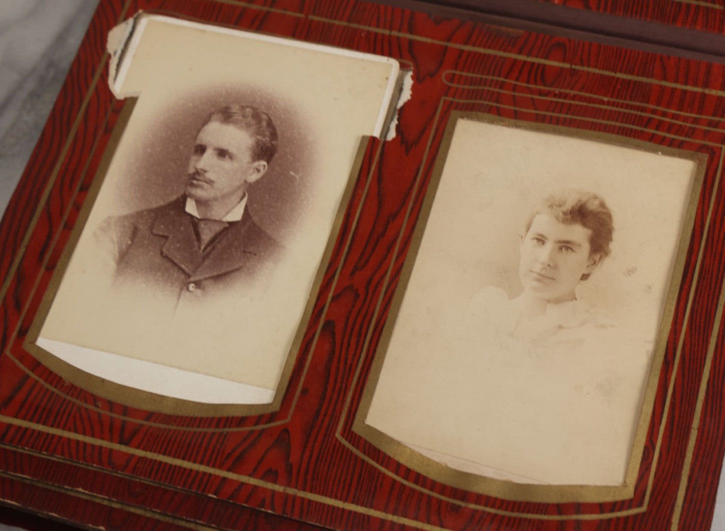 Lot 071 - Antique Victorian Family Photo Album With Replaced Red Velvet Cover With Family Portrait Cameo Containing 41 Cabinet Card Photographs Of Men Women And Children