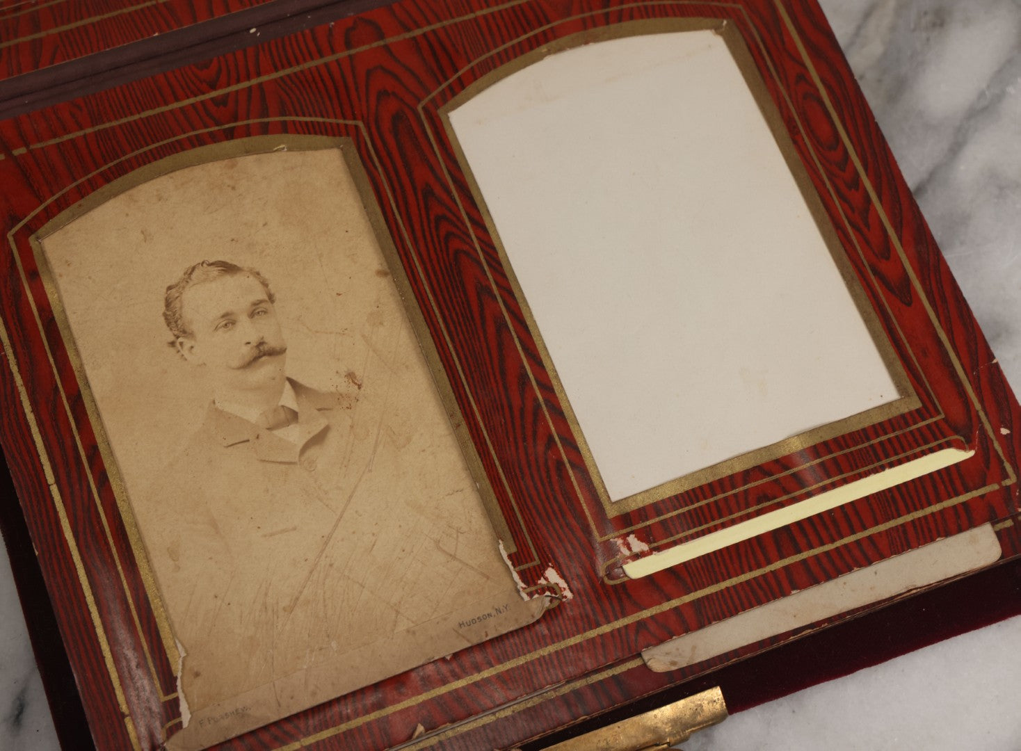 Lot 071 - Antique Victorian Family Photo Album With Replaced Red Velvet Cover With Family Portrait Cameo Containing 41 Cabinet Card Photographs Of Men Women And Children