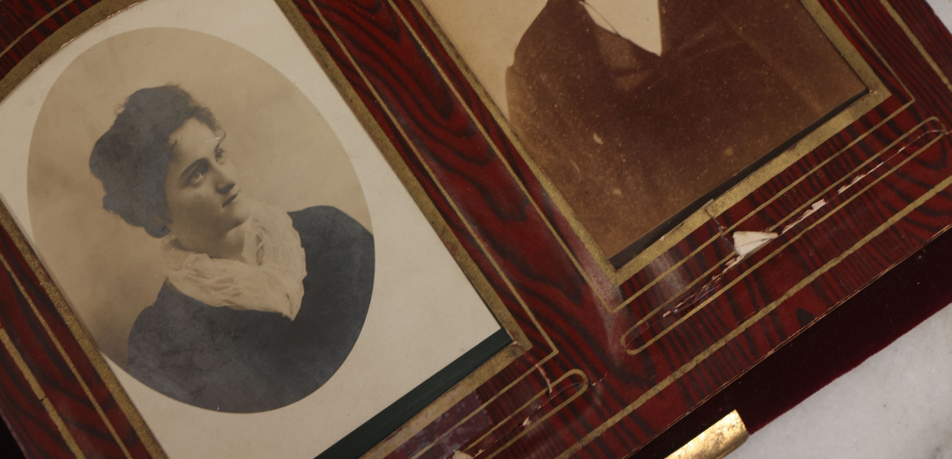 Lot 071 - Antique Victorian Family Photo Album With Replaced Red Velvet Cover With Family Portrait Cameo Containing 41 Cabinet Card Photographs Of Men Women And Children