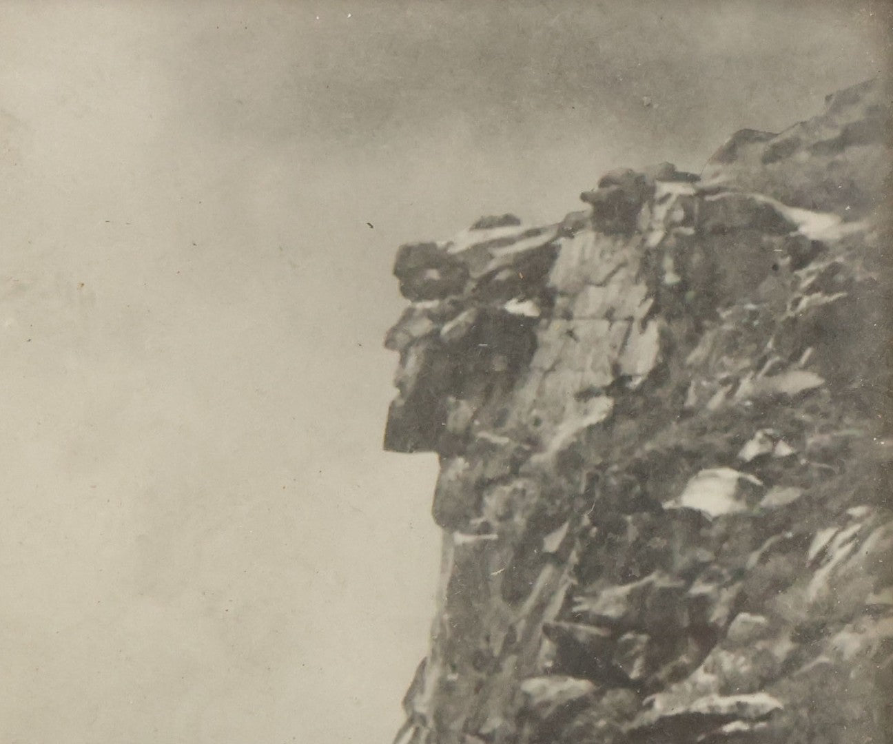 Lot 020 - Antique Photo Postcard In Frame Of The Old Man In The Mountain, White Mountains, New Hampshire, Published By W.R.M., Haverhill, Massachusetts, As Found, 3-7/8" x 5-3/4"