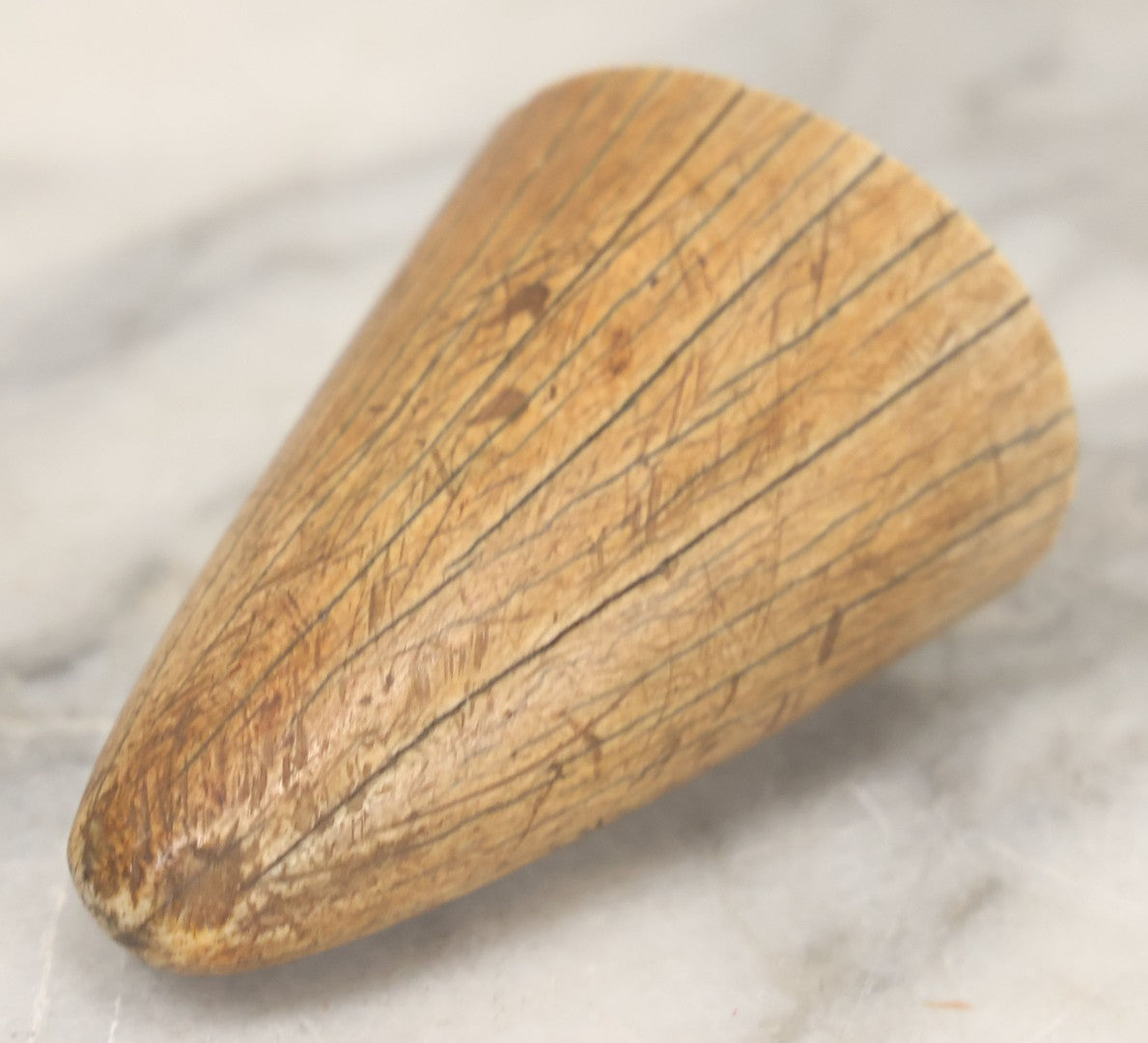 Lot 024 - Genuine Antique Whale Scrimshaw Tip Fragment Paperweight With Smoothed Bottom, Original Surface