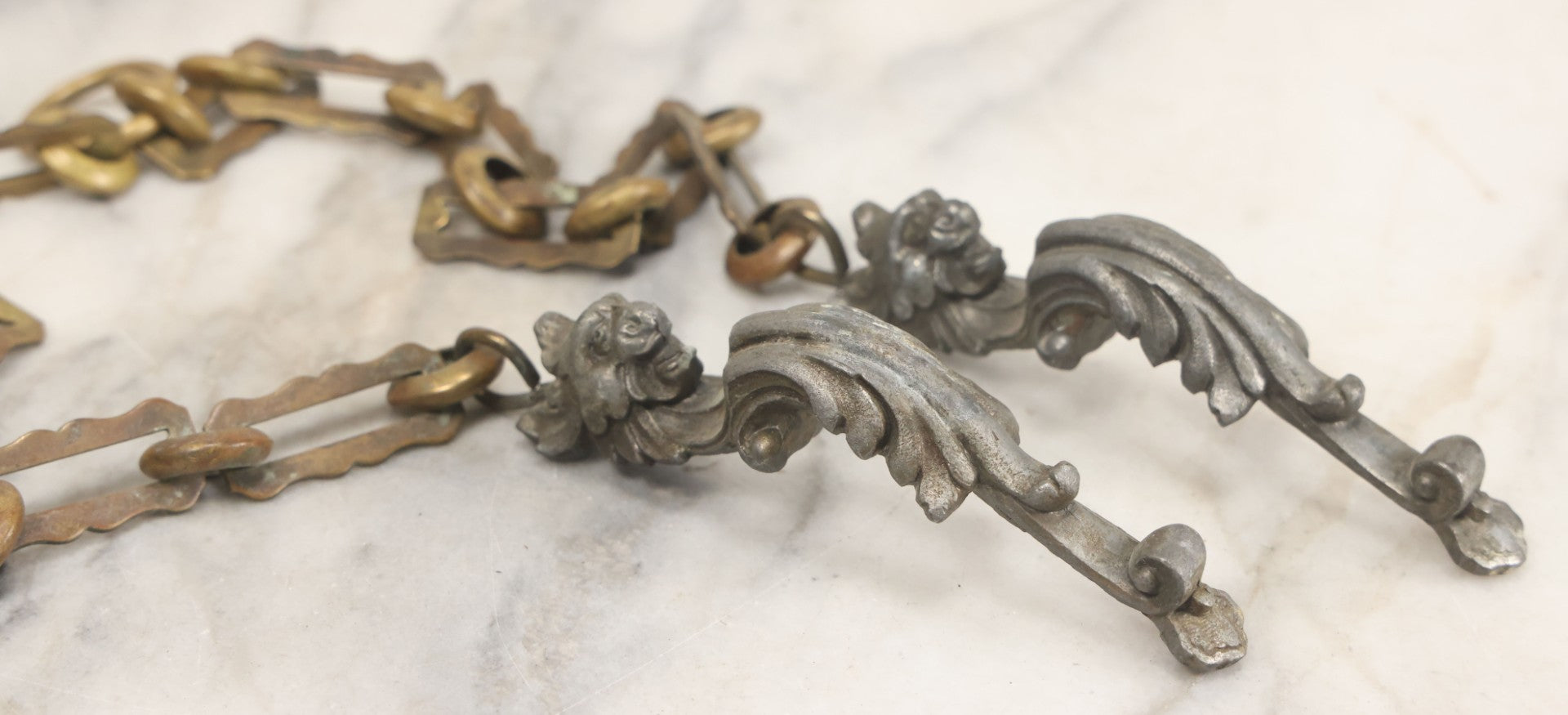 Lot 026 - Antique Cast Metal Figural Griffin Chain Fragment, As Found