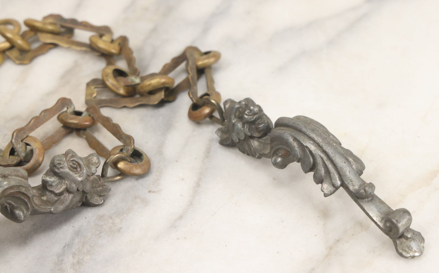 Lot 026 - Antique Cast Metal Figural Griffin Chain Fragment, As Found