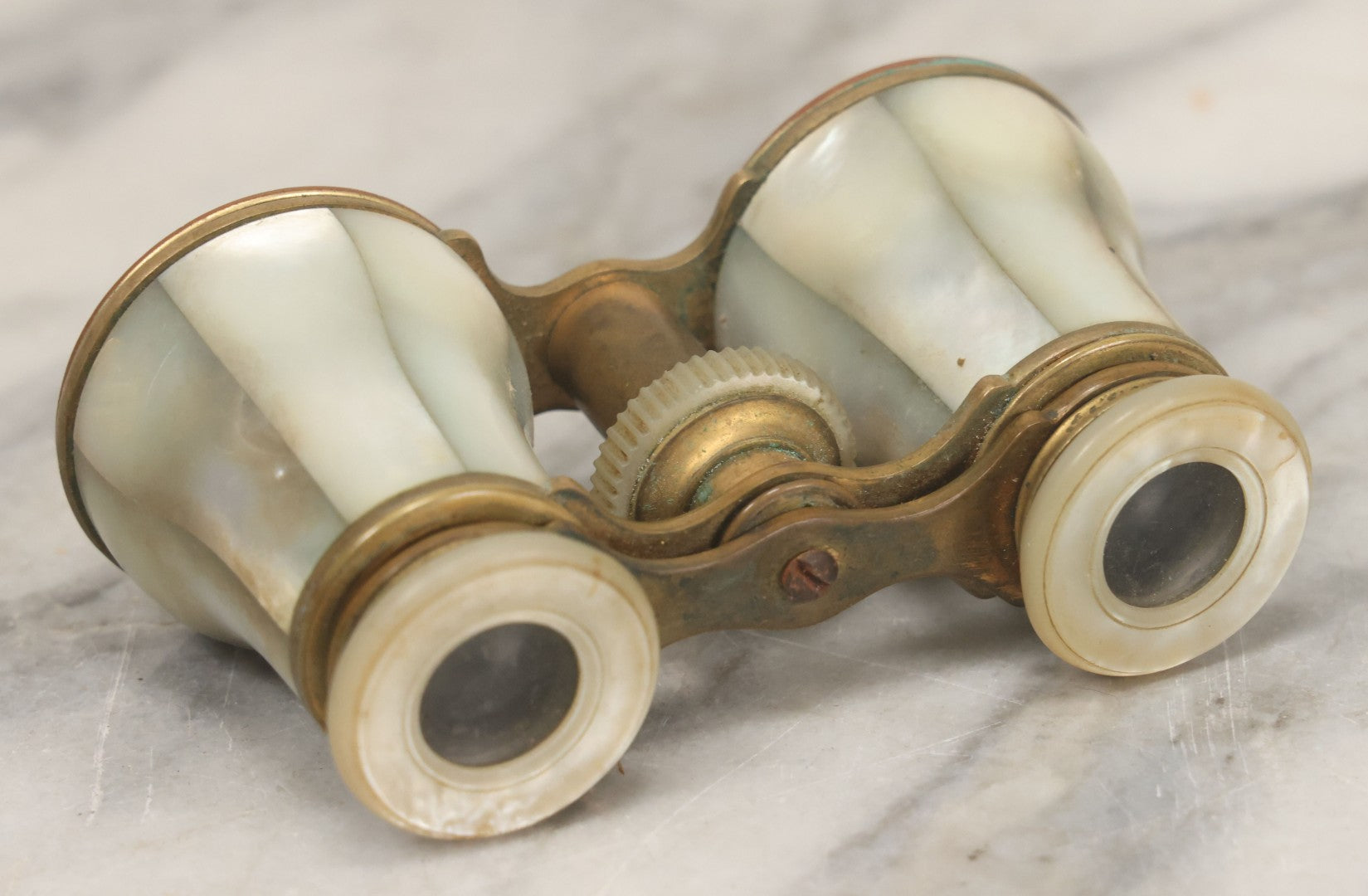 Lot 030 - Antique Unmarked Mother Of Pearl And Brass Opera Glasses Binoculars, Working Condition