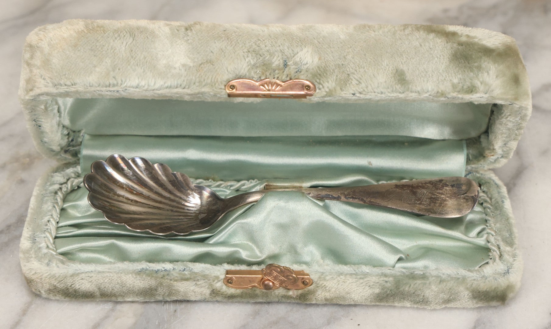Lot 032 - Antique Sterling Silver Presentation Spoon In Original Case With Scalloped Design, Marked C.W. Wilcox, Sterling, With "G. & T." Monogram, Green Velvet Box From E.E. Cheney, Nashua, New Hampshire