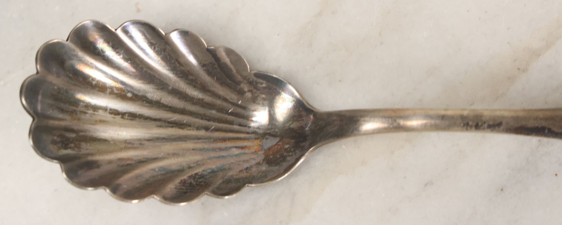 Lot 032 - Antique Sterling Silver Presentation Spoon In Original Case With Scalloped Design, Marked C.W. Wilcox, Sterling, With "G. & T." Monogram, Green Velvet Box From E.E. Cheney, Nashua, New Hampshire