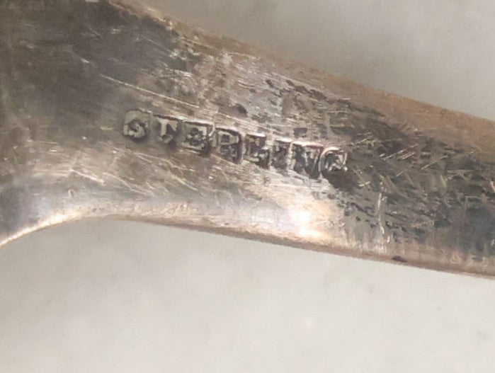 Lot 032 - Antique Sterling Silver Presentation Spoon In Original Case With Scalloped Design, Marked C.W. Wilcox, Sterling, With "G. & T." Monogram, Green Velvet Box From E.E. Cheney, Nashua, New Hampshire