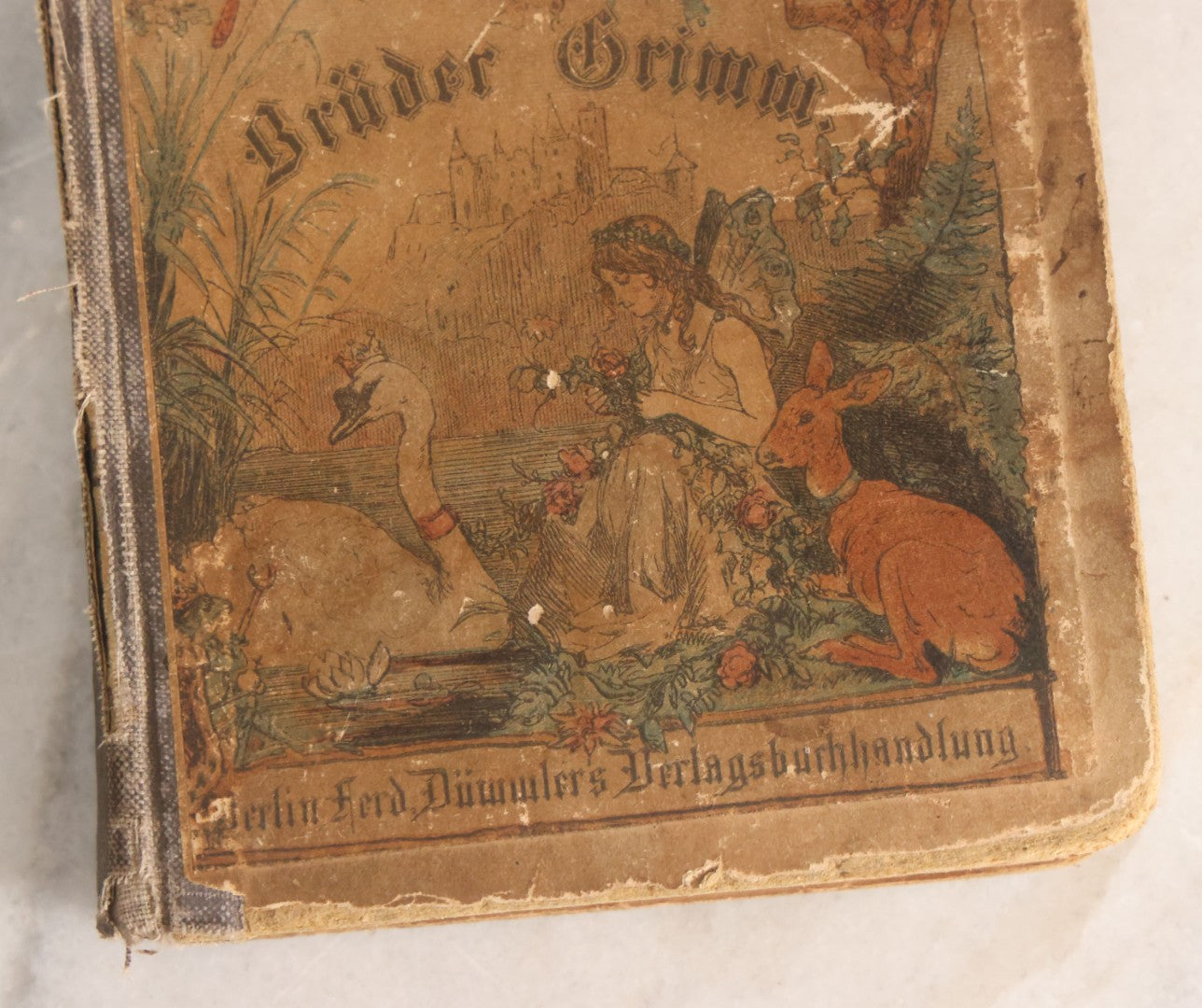 Lot 049 - "Children's And Household Tales Collected By The Brothers Grimm" Antique Grimm's Fairy Tales Book In German, 37th Edition, With Color Illustrations After Paul Meyerheim, Ferd. Dümmlers Verlagsbuchhandlung, Publishers, Berlin, 1883