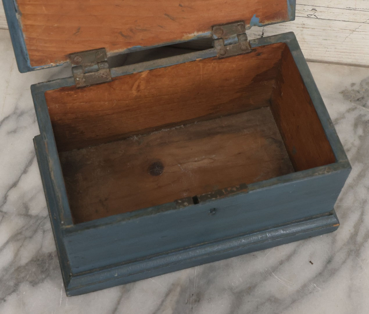 Lot 066 - Antique Small Size Primitive Wooden Storage Box In Old Blue Paint With Hinged Lid, Original Surface