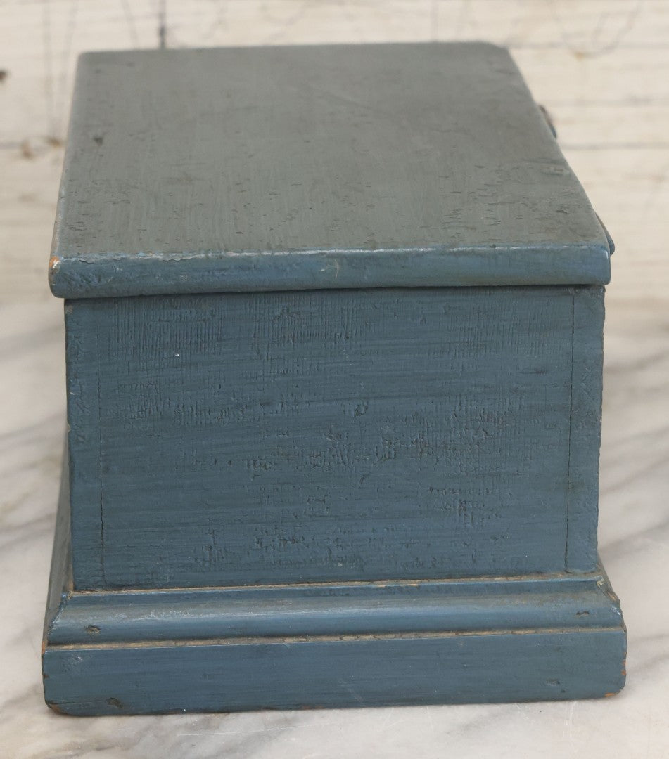 Lot 066 - Antique Small Size Primitive Wooden Storage Box In Old Blue Paint With Hinged Lid, Original Surface