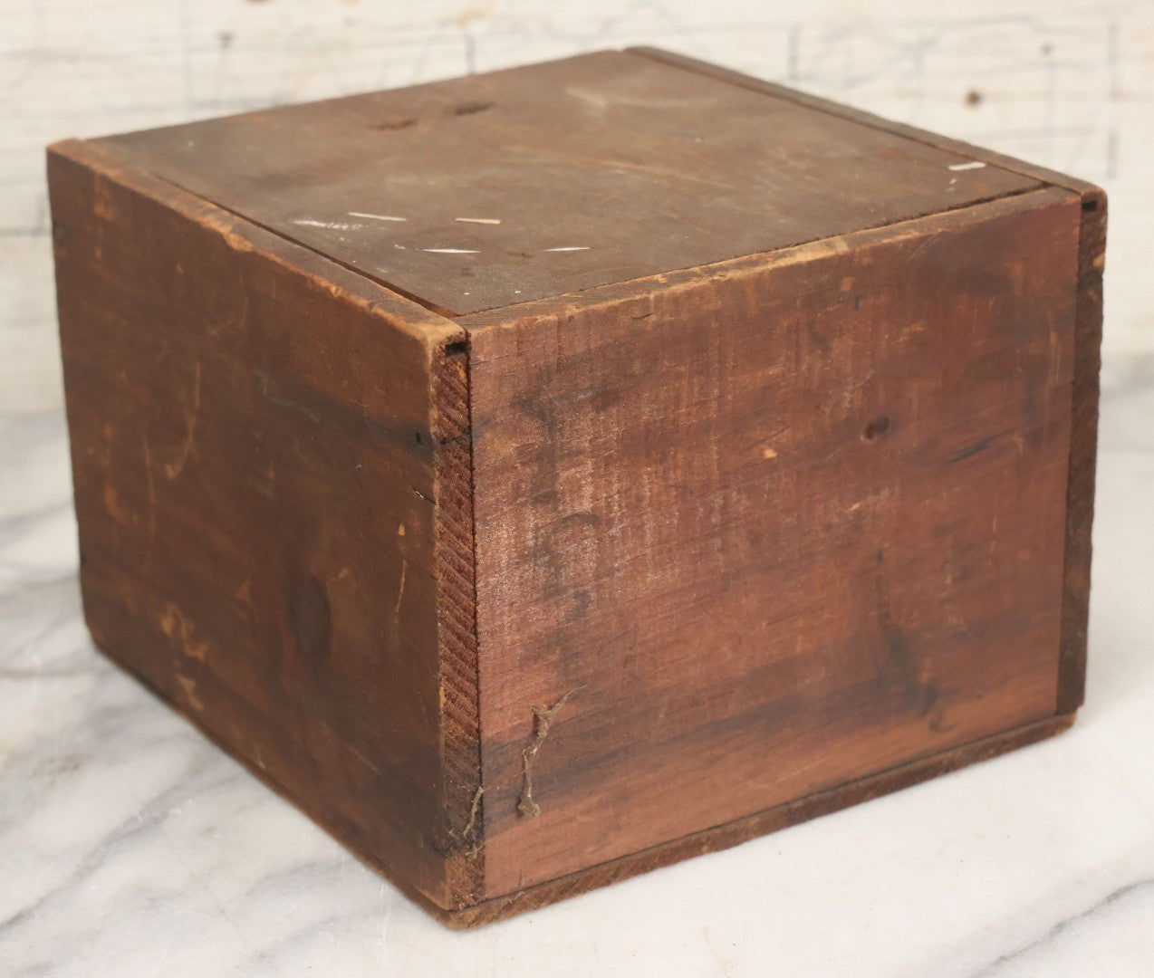 Lot 107 - Antique Wooden Candy Box For L.R. Hudson's Excelsior Steam Refined Assorted Lozenges, Manufactured At Factories In Worcester, Massachusetts, With Lithographed Exterior Label, Slide Out Lid