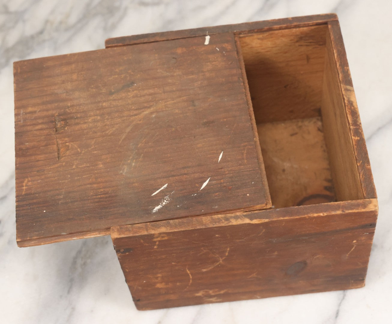 Lot 107 - Antique Wooden Candy Box For L.R. Hudson's Excelsior Steam Refined Assorted Lozenges, Manufactured At Factories In Worcester, Massachusetts, With Lithographed Exterior Label, Slide Out Lid