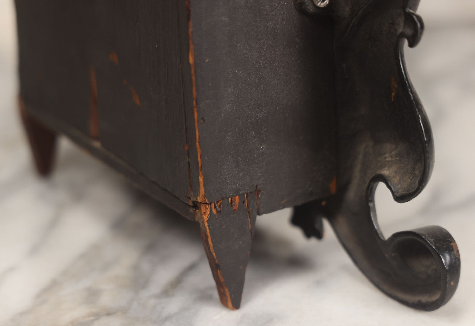 Lot 006 - Antique Metal And Wood Mantel Clock With Hand Painted Details, Paper Clock Face, And Domed Pendulum Window, With Paper Label Inside, Manufactured By The Waterbury Clock Co., Waterbury, Connecticut, Untested, No Pendulum, 13-1/8" H