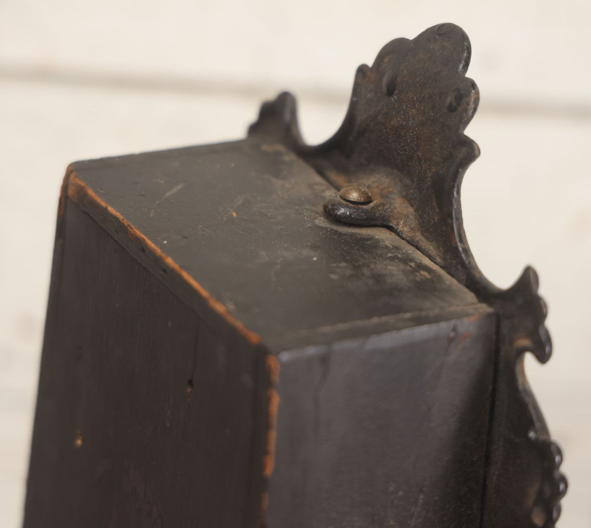 Lot 006 - Antique Metal And Wood Mantel Clock With Hand Painted Details, Paper Clock Face, And Domed Pendulum Window, With Paper Label Inside, Manufactured By The Waterbury Clock Co., Waterbury, Connecticut, Untested, No Pendulum, 13-1/8" H