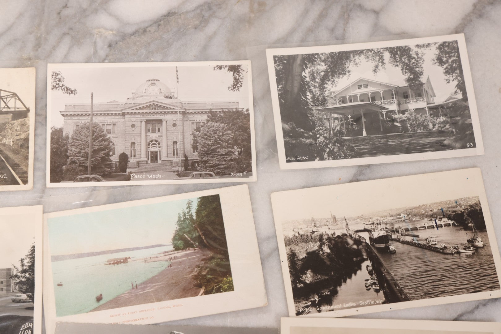 Lot 109 - Grouping Of Twelve Antique And Vintage Landmark And Travel Postcards Of Western States, Including Locations In Washington And Oregon