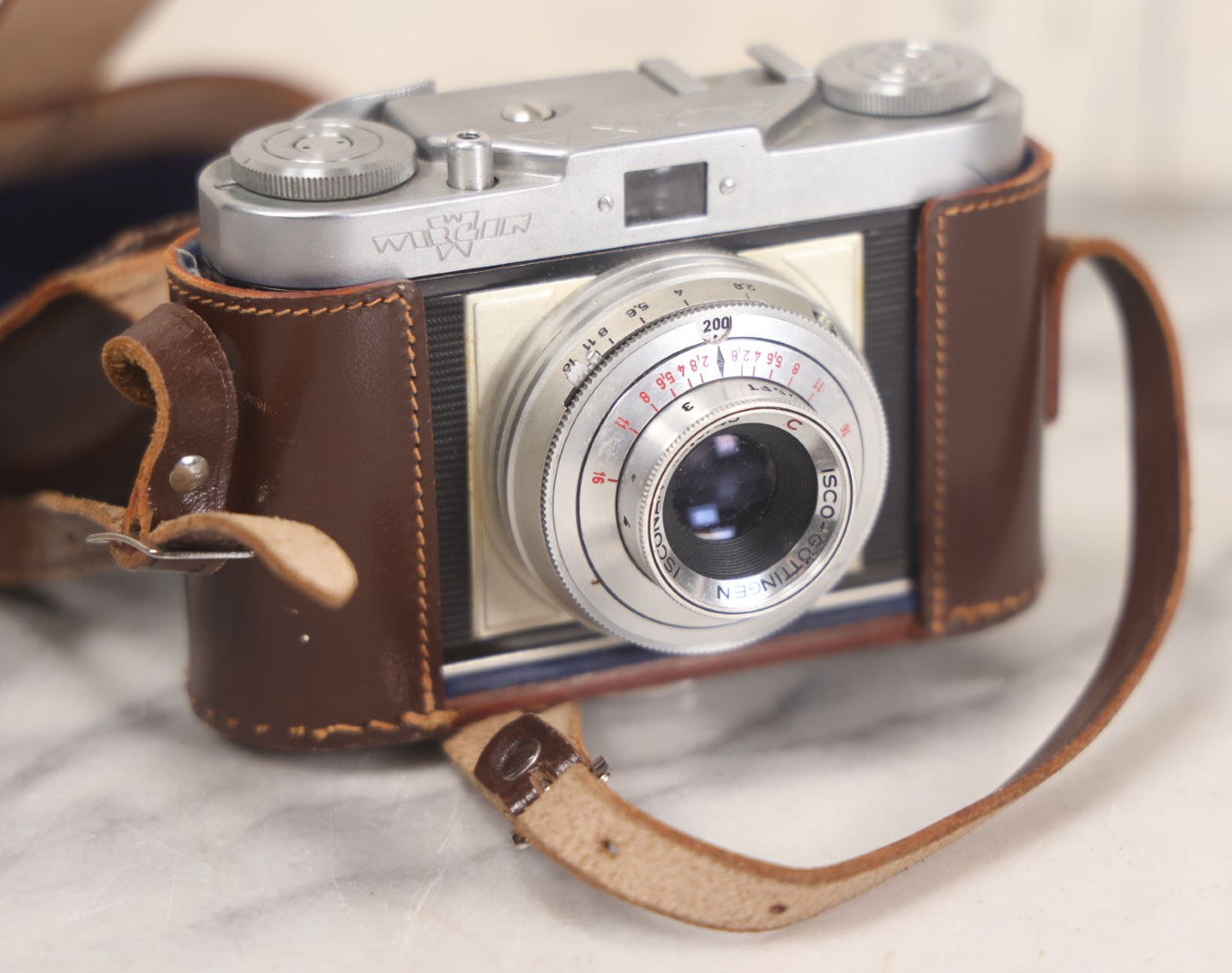 Lot 028 - Vintage Wirgin Edixa 35mm Film Photography Camera With F/2.8 43mm Fixed Lens And Original Leather Carrying Case, Made In Germany