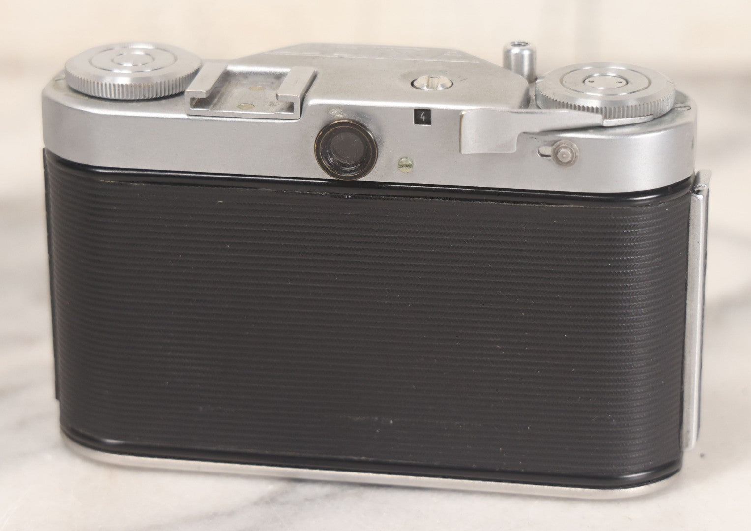 Lot 028 - Vintage Wirgin Edixa 35mm Film Photography Camera With F/2.8 43mm Fixed Lens And Original Leather Carrying Case, Made In Germany