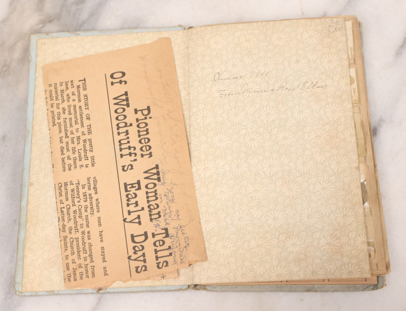 Lot 030 - Antique Snapshot Portrait Photo Album With 65+ Pasted Portrait Photos Of Victorian And Edwardian Men And Women, Dated Christmas 1901, From Marie & Ross Ellor