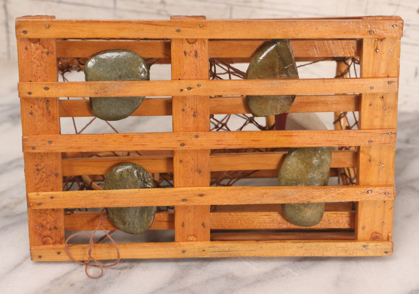 Lot 044 - Vintage Handmade Miniature Salesman Sample Lobster Trap