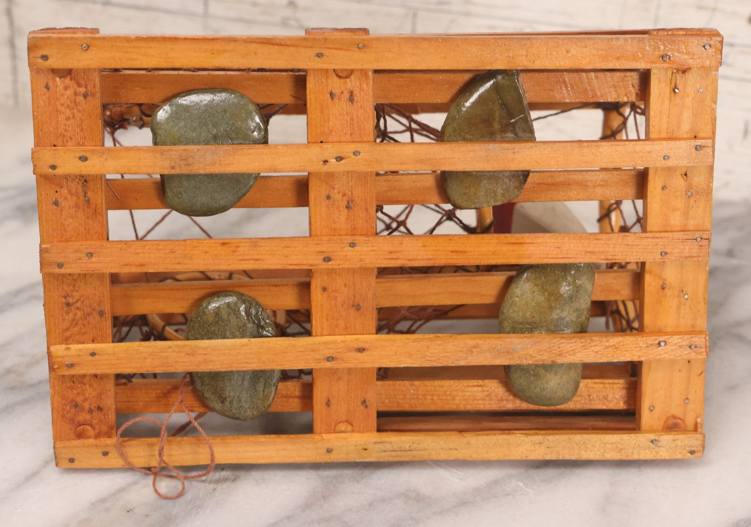 Lot 044 - Vintage Handmade Miniature Salesman Sample Lobster Trap