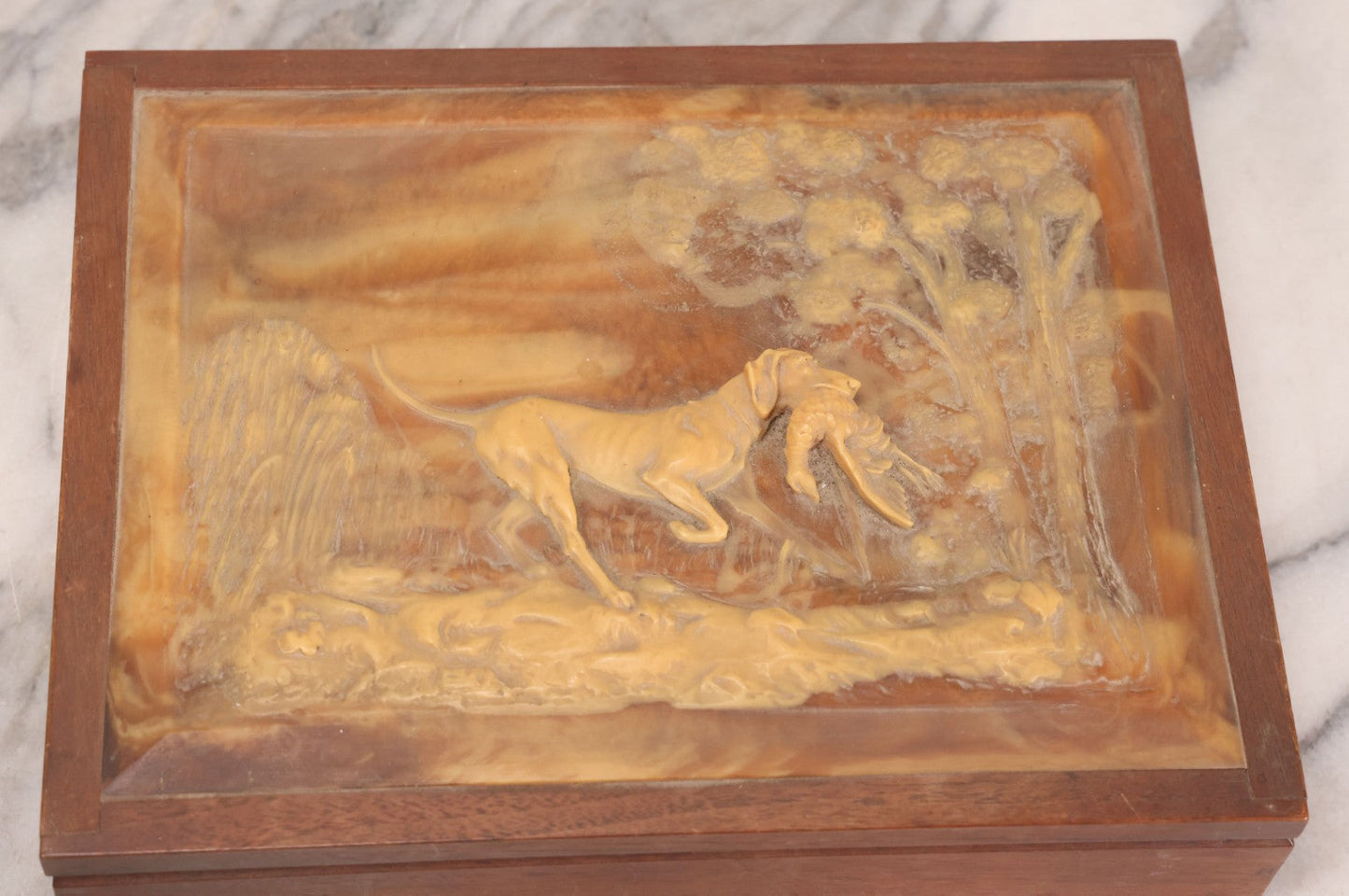 Lot 055 - Vintage Wooden Jewelry Box With High Relief Molded Hunting Dog Scene