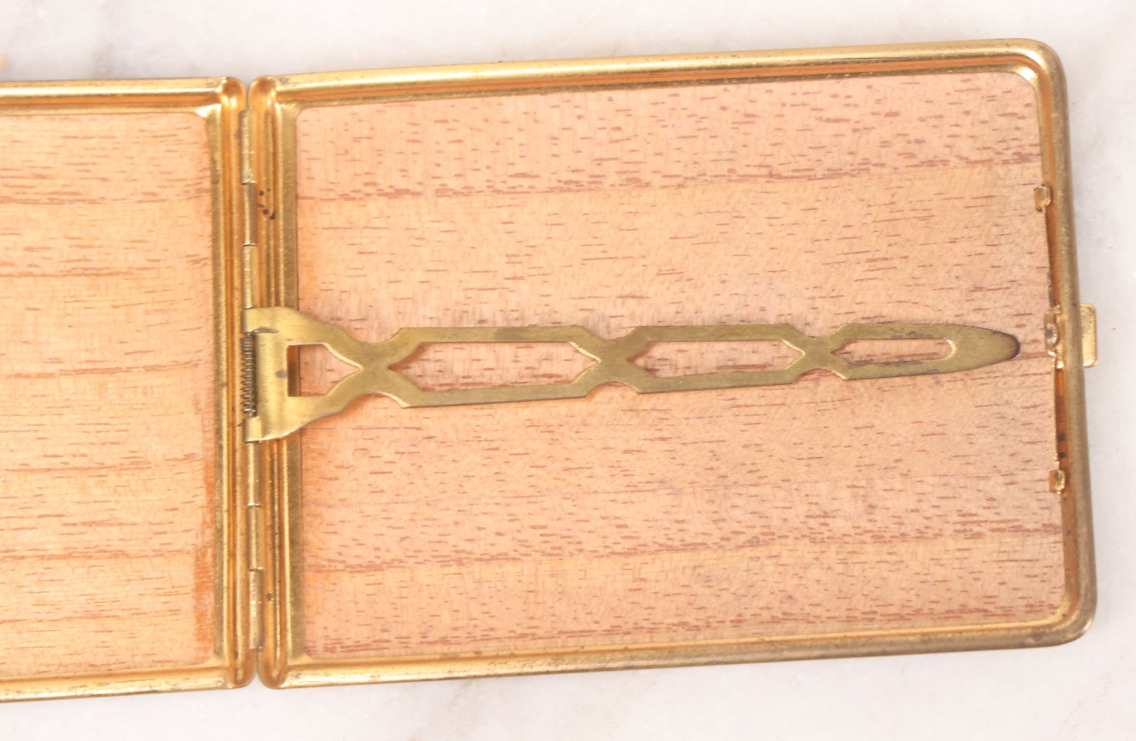 Lot 060 - Vintage Green Enamel Cigarette Case With Cameo Portrait Of Woman, Wood Lined Interior, With Gift Inscription Dated 1935