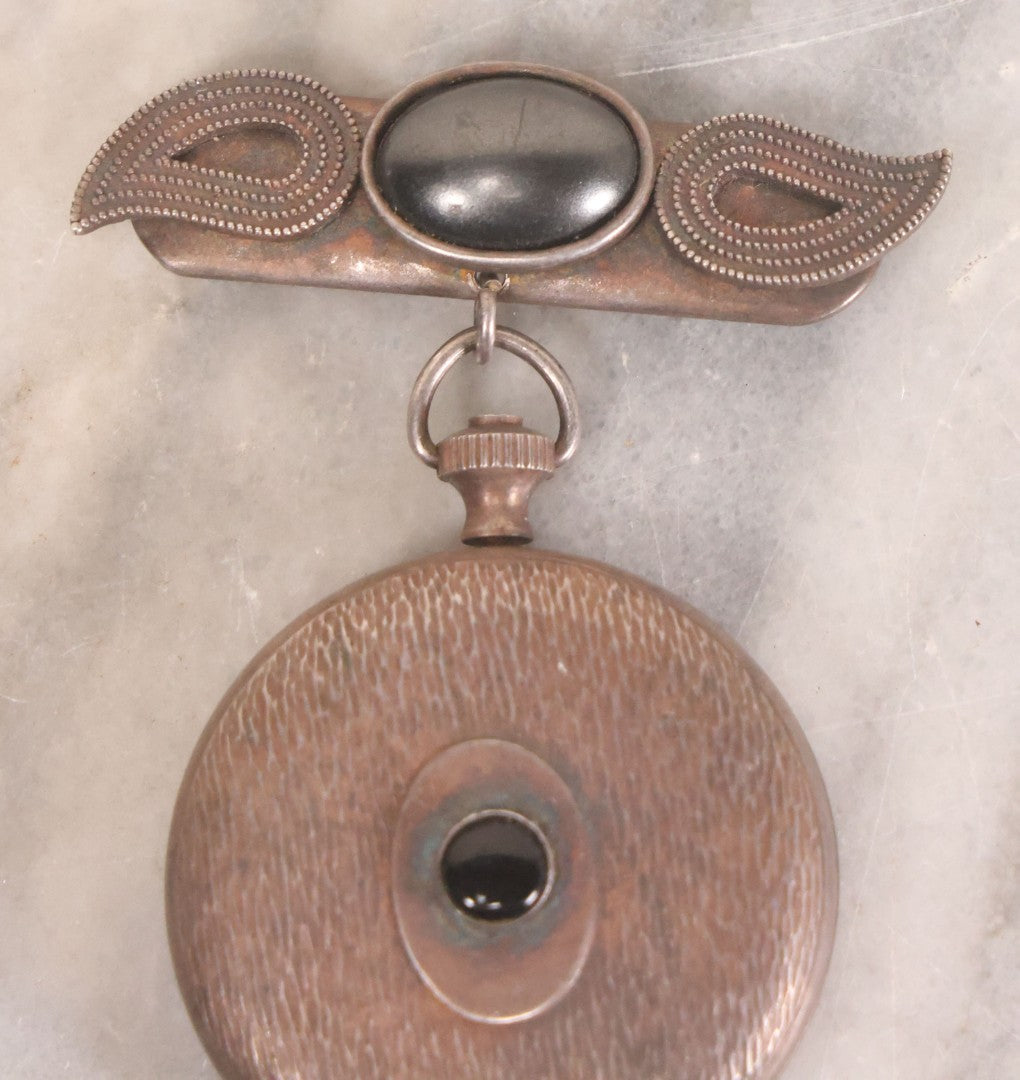 Lot 068 - Vintage Hanging Locket Brooch With Black Adornments