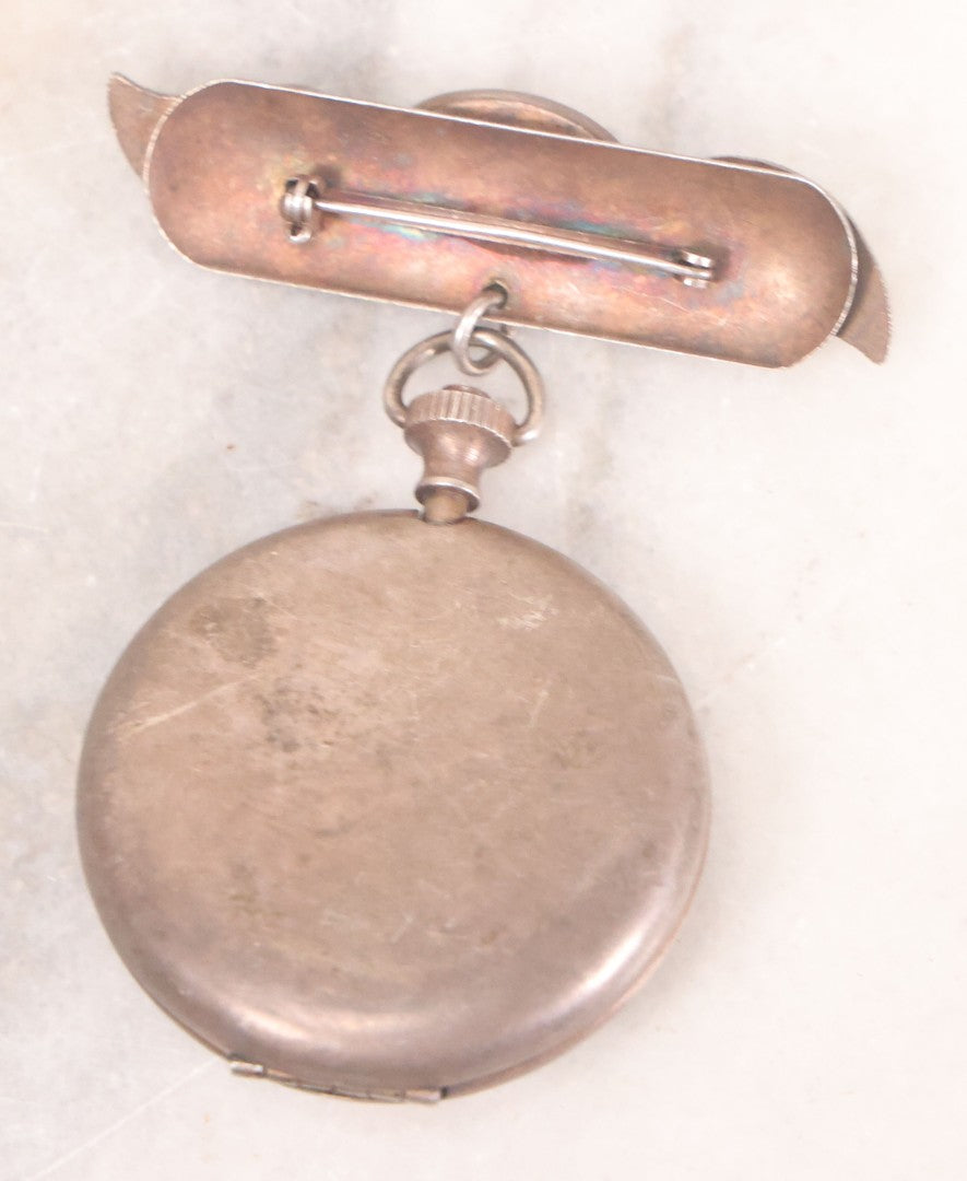 Lot 068 - Vintage Hanging Locket Brooch With Black Adornments