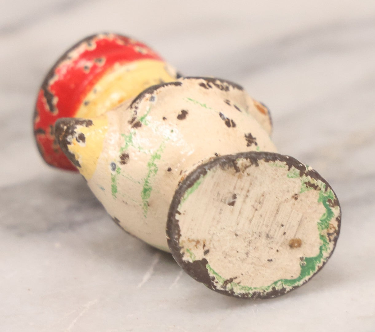 Lot 072 - Vintage Hubley Cast Iron Duck Golfer Paperweight With Original Paint, 2-3/8" H